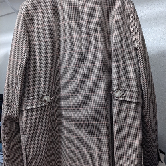 ENOR Waist Line Control Over Jacket - Picture 5 of 9